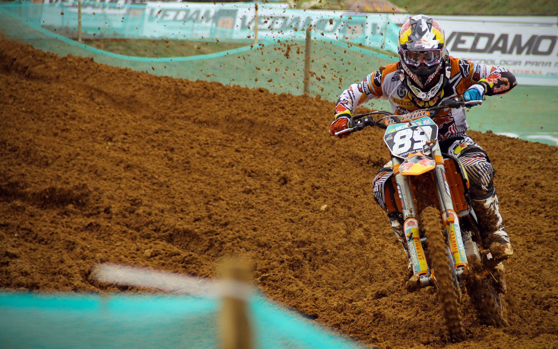 _海边骑行大赛：风景与速度兼得_，海边骑行惬意的说说