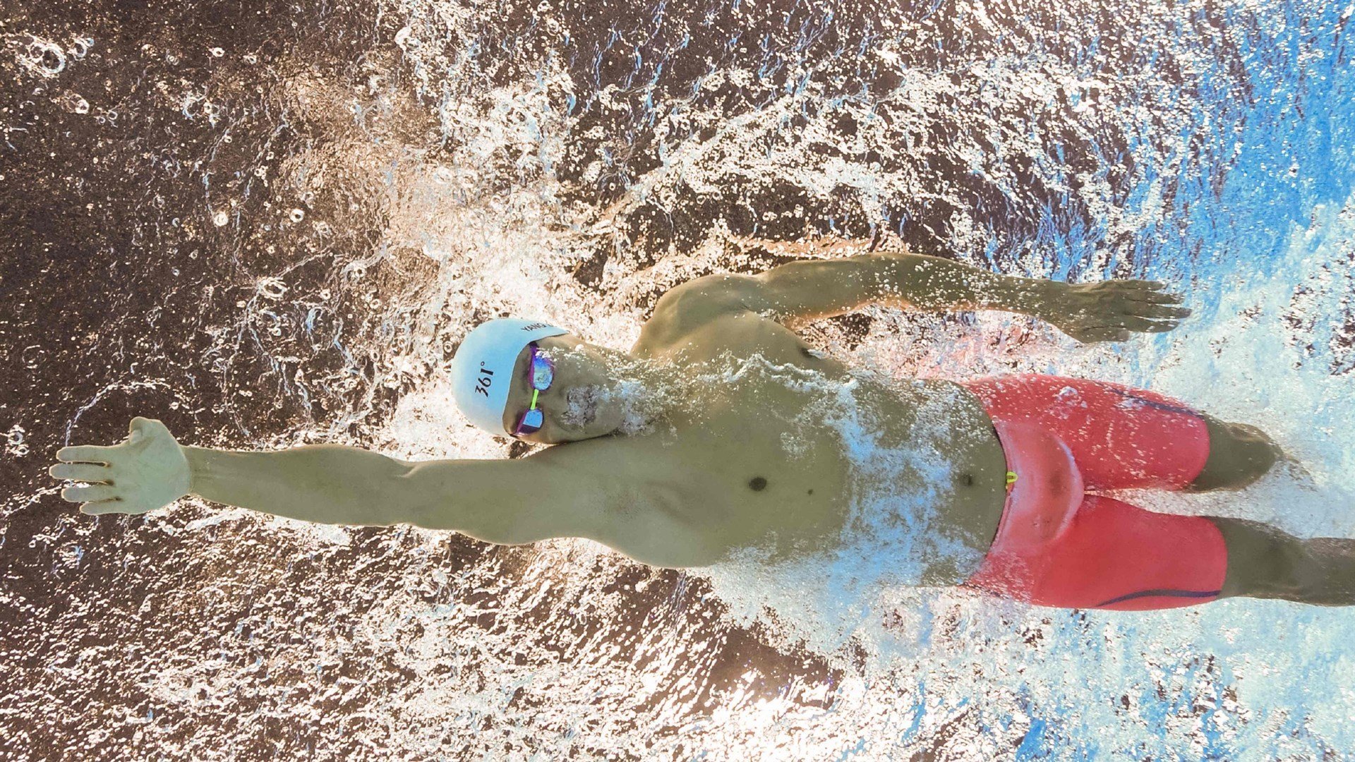 精彩回放：王强的逆袭投篮成为全场最高点！，cba王强